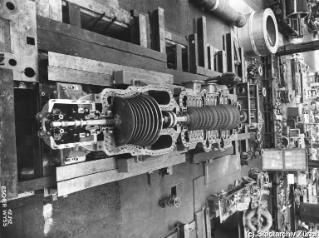 VII.419.:34.1.1.6.2.14.01. Dampfturbine 6700 PS mit Kompressor Hohenlohe (1939)