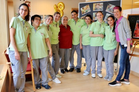 Nora De Castro (zweite von links) und ihr Team im Gesundheitszentrum für das Alter Bachwiesen. 