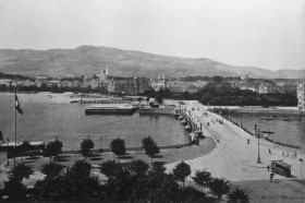 Quai-Brücke und Quai-Anlagen vom Bellevue aus gesehen (Bild von 1890)