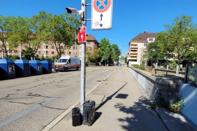 Gerät zur Verkehrsmessung von Swisstraffic