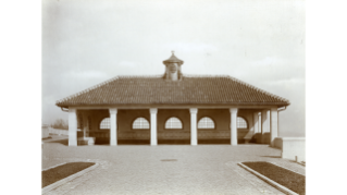 1914, Unterstehhalle des Friedhofs Nordheim in Unterstrass, heute Abdankungshalle