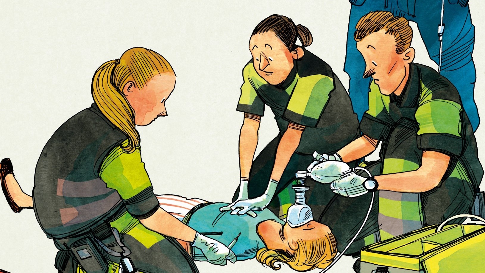 Rettungssanitäter*innen reanimieren eine Patientin.