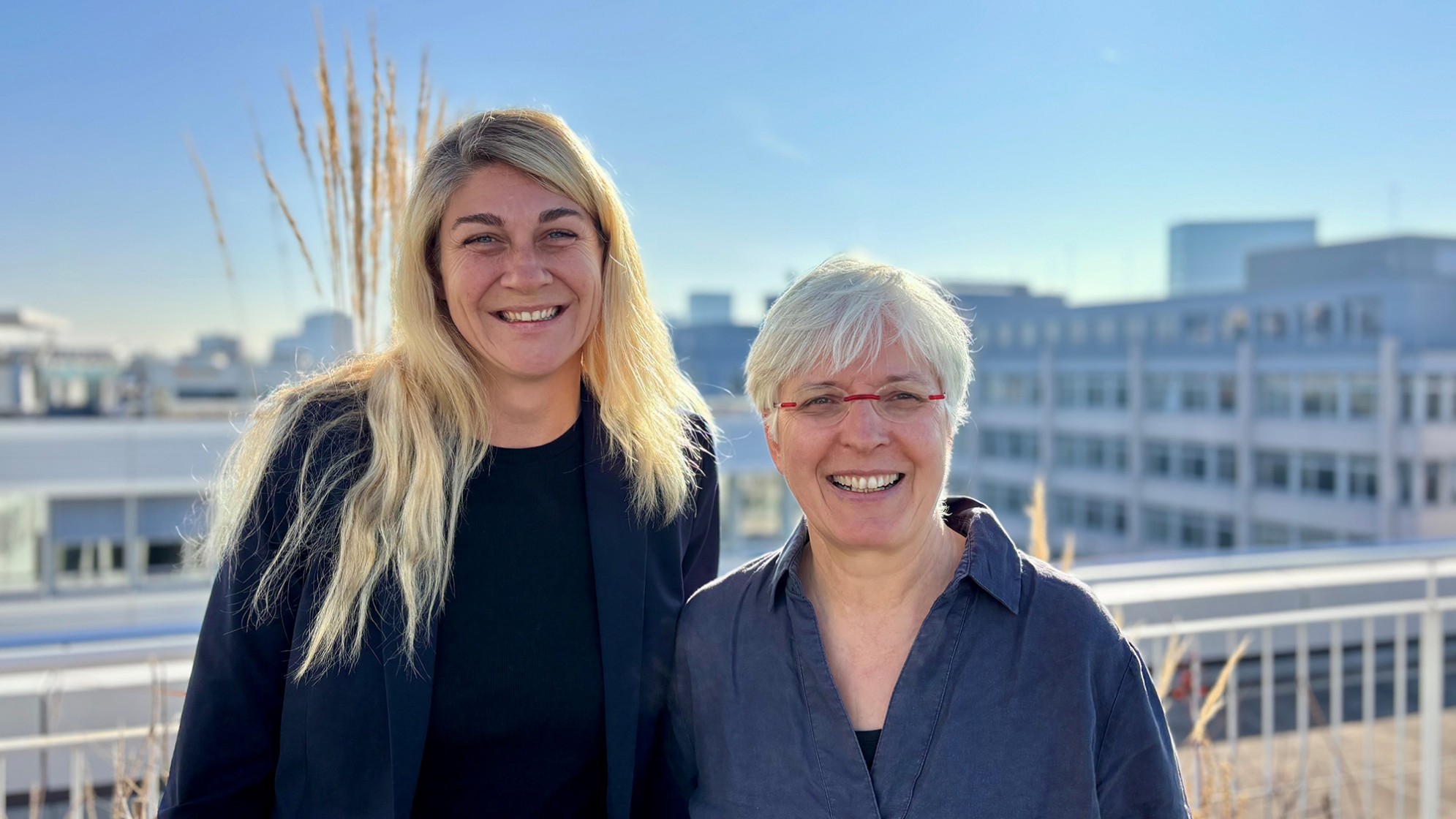 Denise Rey, Leiterin Ausbildung, und Eva Horvath, Leiterin klinische Pflegeentwicklung bei den Gesundheitszentren für das Alter