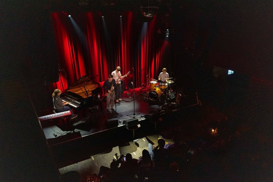 Die Bühne des Jazzclub Moods