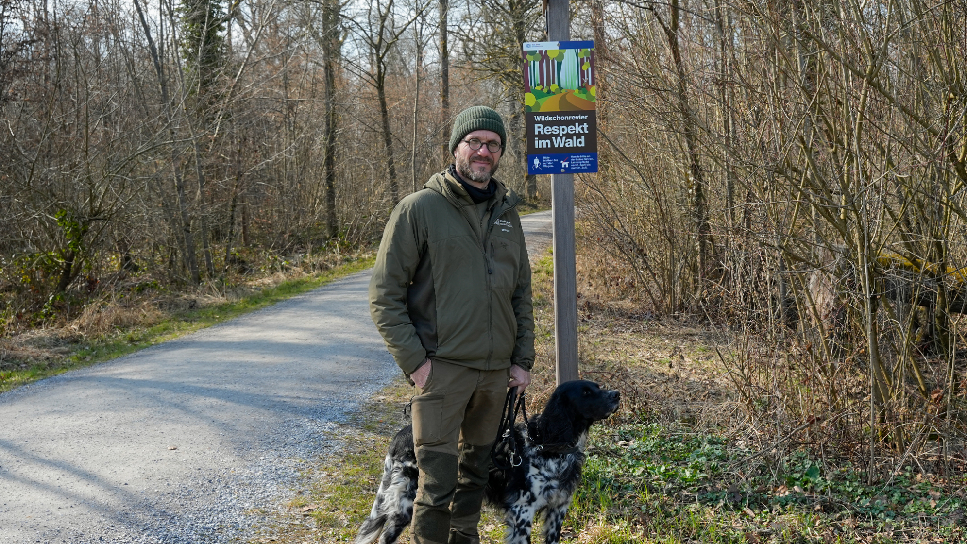 Wildhüter mit Hund