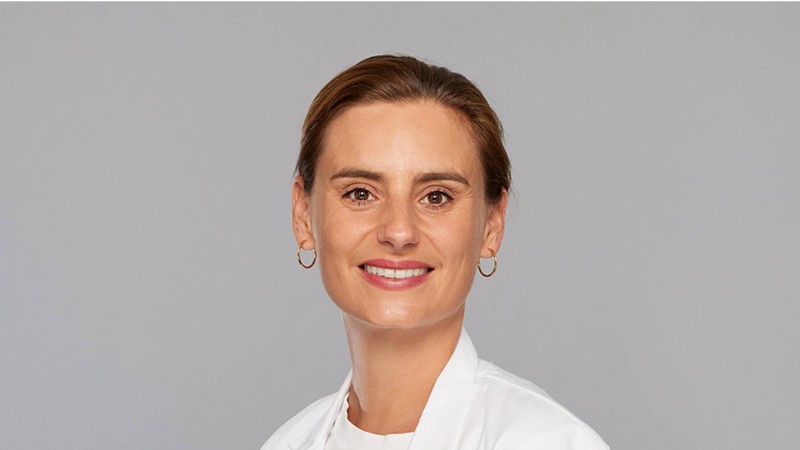 Nina Vadasz-Pesse, Dr. med.