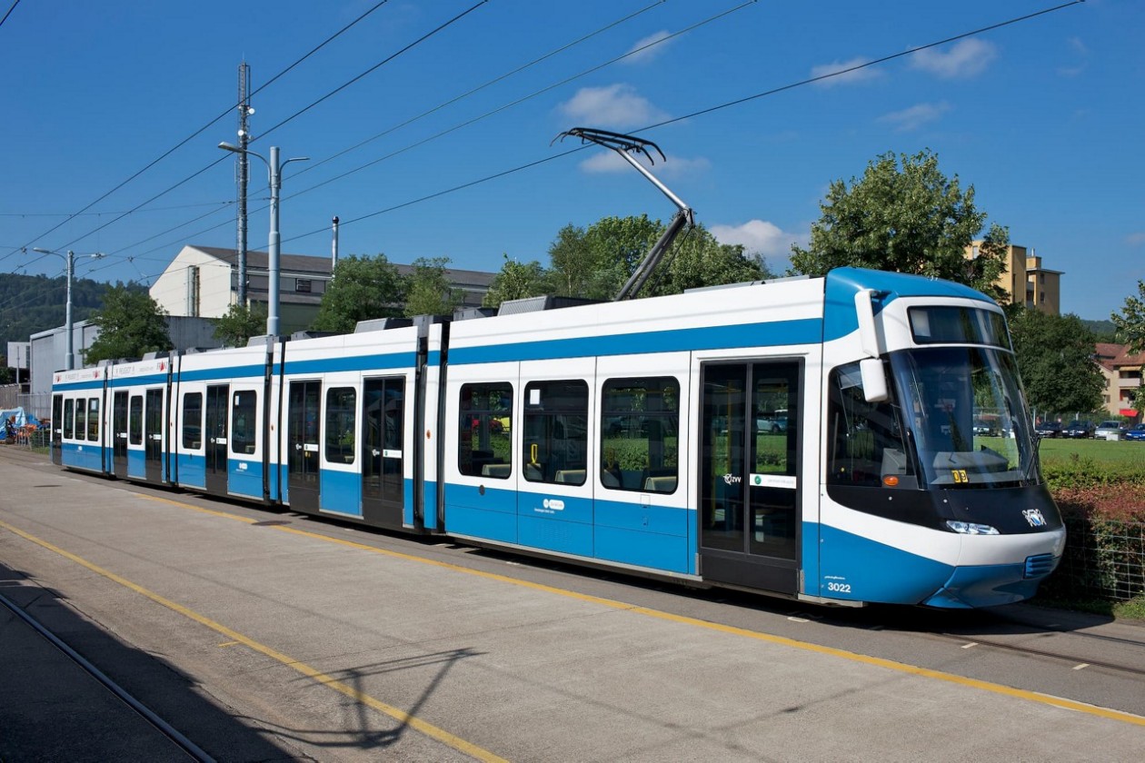 Cobra-Tram
