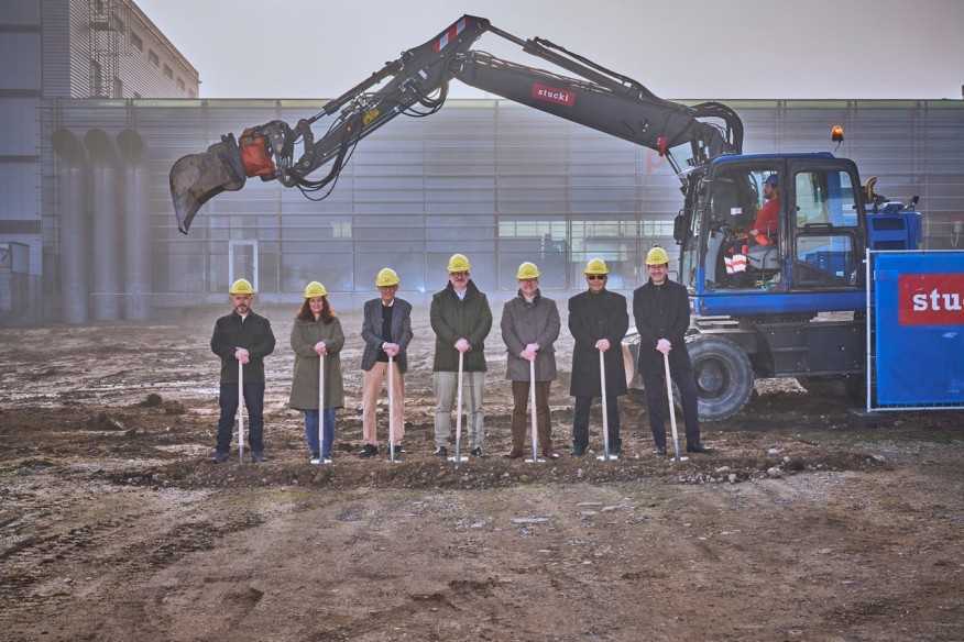 Spatenstich Oetwil am See