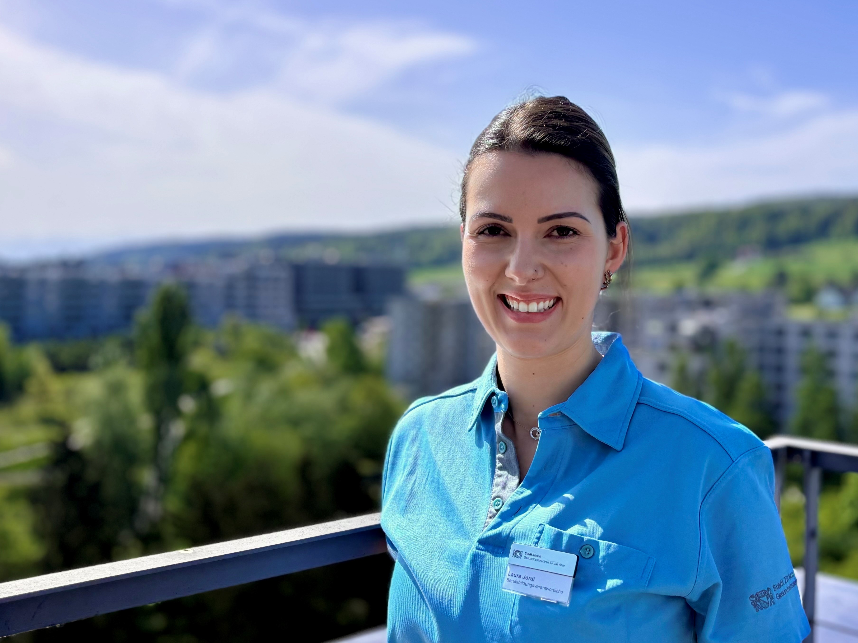 Laura Jordi, Berufsbildungsverantwortliche  im Gesundheitszentrum für das Alter Mattenhof und übergeordnete Hygieneverantwortliche