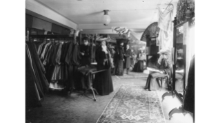 1903, Kleiderabteilung im Geschäftshaus Jelmoli an der Seidengasse 1