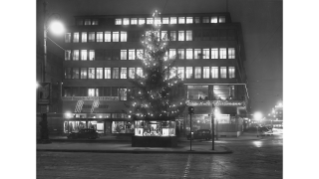Um 1935, Weihnachtsbeleuchtung am Bahnhofplatz