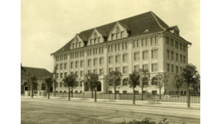 Primarschulhaus Sihlfeld in Aussersihl, erbaut 1911-19, Typus Grossschulhaus