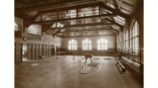 1913, Turnhalle des Schulhauses Hans Asper in Wollishofen