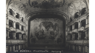 Um 1910, Opernhaus an der Schillerstrasse 1 (genaues Aufnahmedatum unbekannt)