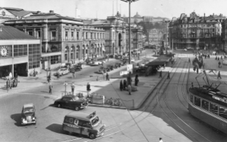 1950, der Bahnhofplatz in den Anfangsjahren des Wirtschaftswunders