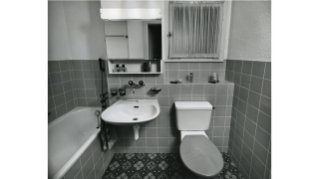 1979, Badezimmer in Aussersihl
