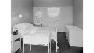 1932, Wöchnerinnenzimmer in der Klinik Hirslanden