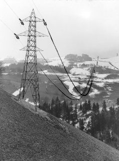 V.G.c.161.:5.7.5.09105. 150-kV-Leitung Siebnen - Rathausen, Mast Nr, 88 (?) bei Menzingen (1940 (ca.))