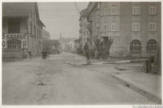 V.E.c.72.:1.2.1.1923.233b. Auto-Unfall, Bahnübergang Werdstrasse (1923.01.02)
