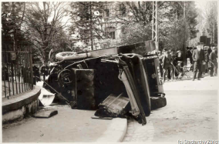 V.E.c.72.:1.2.1.1923.254c. Auto-Unfall, Freiestrasse-Steinwiesstrasse (1923.03.25)