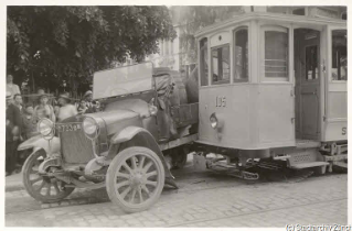 V.E.c.72.:1.2.1.1923.263a. Tram-Auto-Kollision, Seestrasse-Schulhausstrasse (1923.06.01)