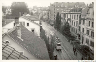 V.E.c.72.:1.2.1.1927.686. Autounfall, Forchstrasse beim evangelischen Vereinshaus (1927.03.01)