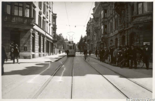 V.E.c.72.:1.2.1.1927.705b. Verkehrsunfall, Seefeldstrasse-Feldeggstrasse (1927.04.19)
