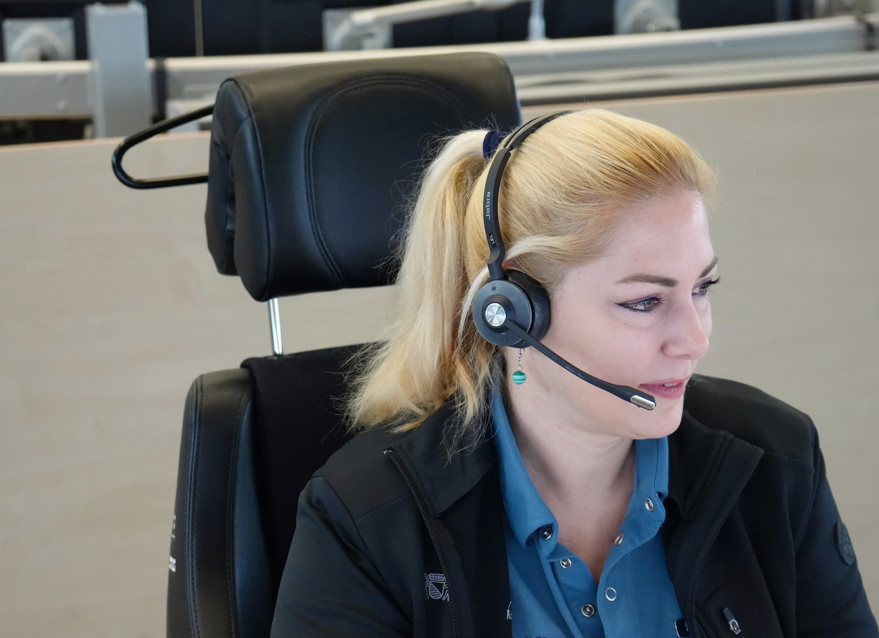 Keyvisual Mitarbeitende Einsatzleitzentrale