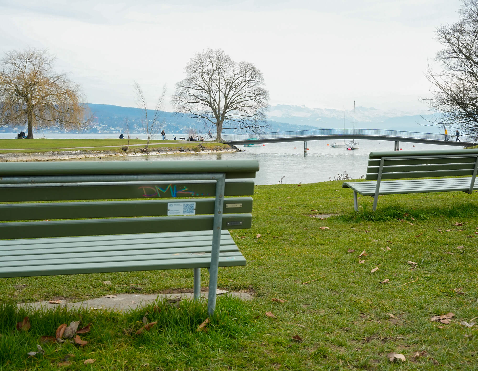 Haiku-Sitzbank bei der Saffainsel