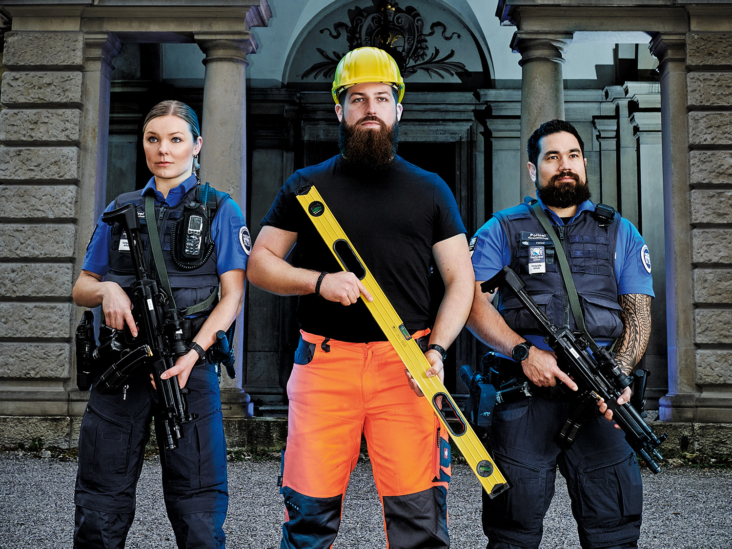 Heute Bauführer. Morgen im Konsulatsschutz.