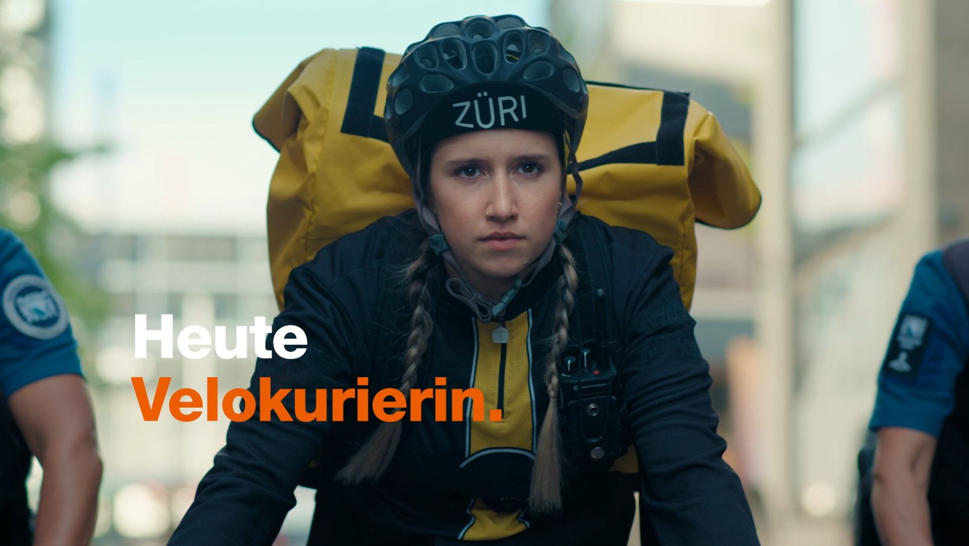 Heute Velokurierin. Morgen Polizistin.