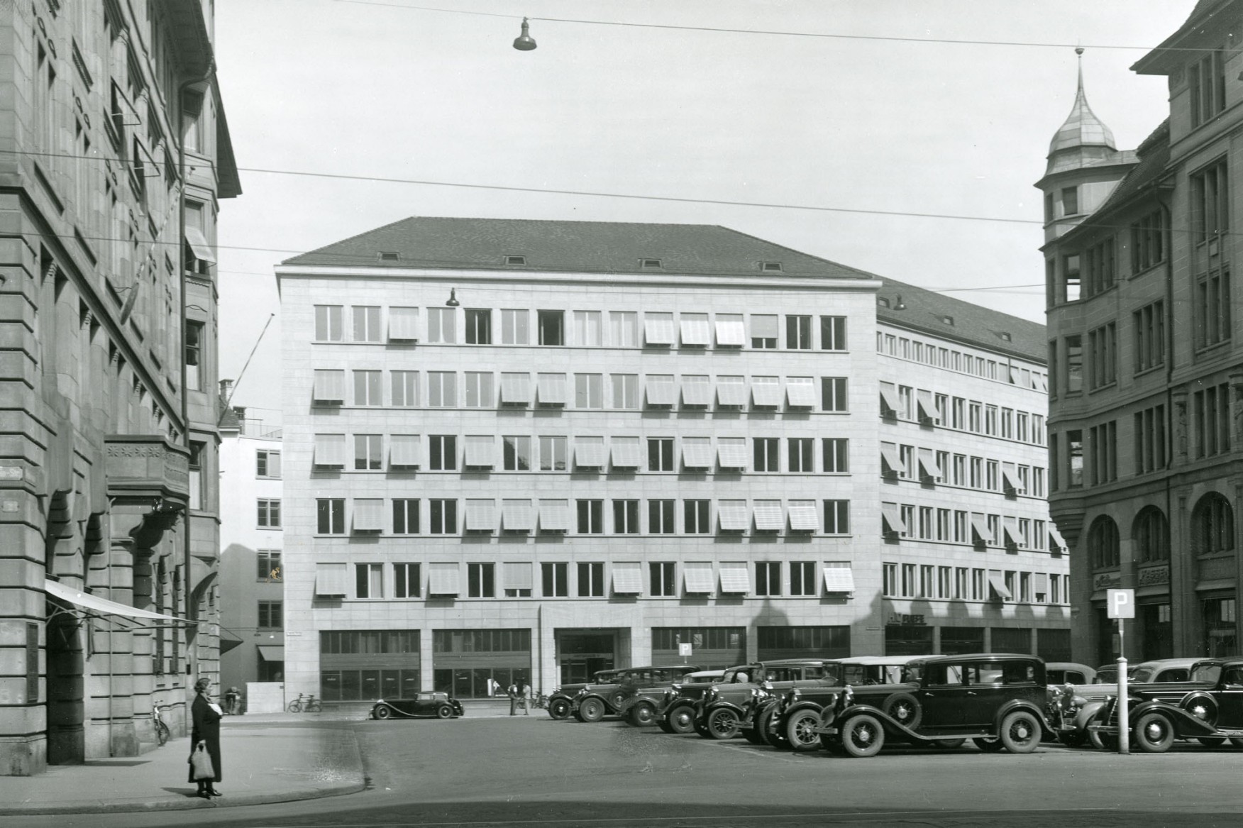 Archivaufnahme des Amtshaus V und Haus der Industriellen Betriebe