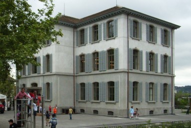 Schulhaus Wollishofen