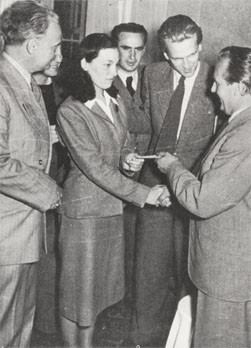 Preis der Gruppe 47 an Ilse Aichinger, 25.5.1952 (c) adk Berlin