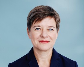 Claudia Nielsen Claudia Nielsen