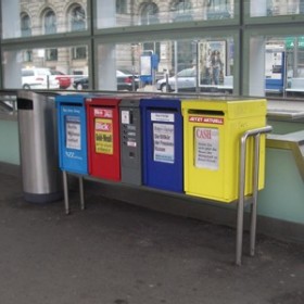 Rack Tageszeitungen