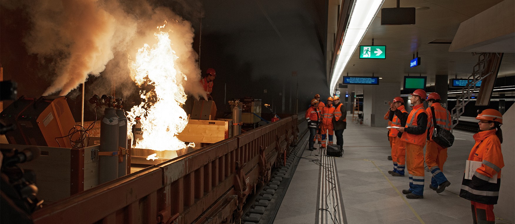 Rauchgastest im neuen Tiefbahnhof Löwenstrasse vor der Inbetriebnahme
