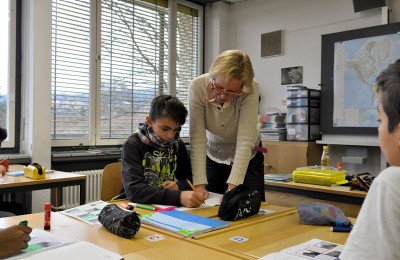 Schüler und Lehrerin