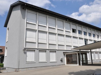 Aussenansicht Schulhaus