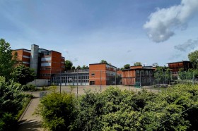 Aussenansicht Schulhaus Aussenansicht Schulhaus