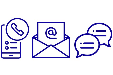 Illustration eines Handys, das einen Anruf tätigt, ein Umschlag, der eine Mail enthält und zwei Sprechblasen / Icons designed by Freepik from Flaticon