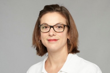 Dr. med. Nina Manz