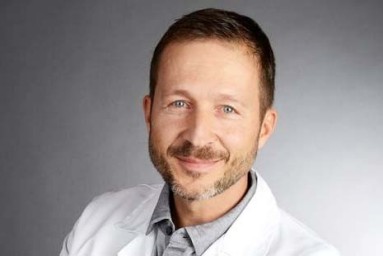 Dr. med. Christoph Lienhard 