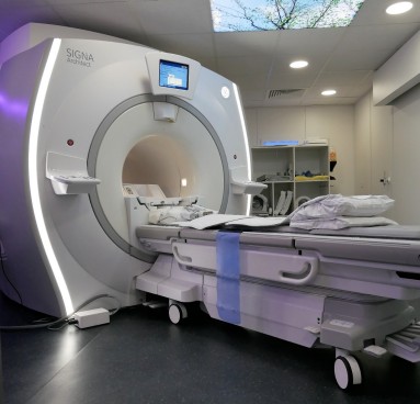 3 Tesla MRI-Gerät