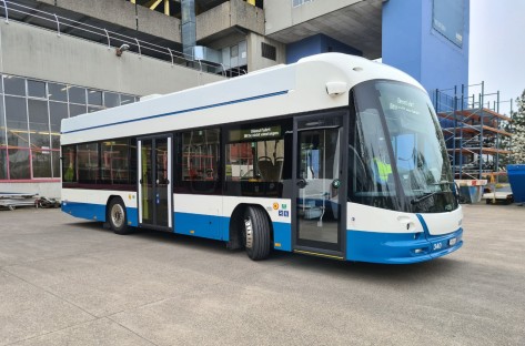 Der erste von insgesamt acht neuen Batterie-Quartierbussen der VBZ.