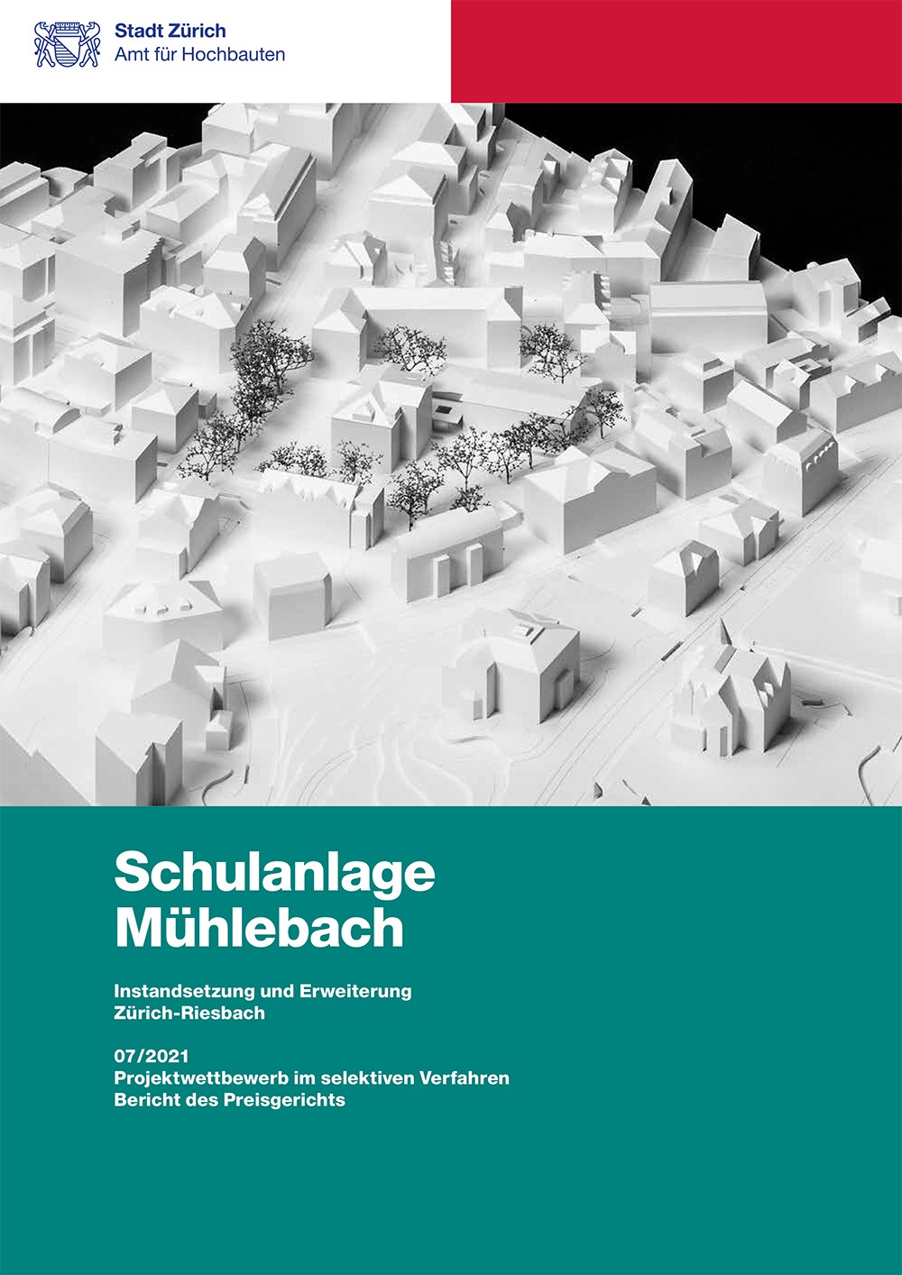 Titelseite Jurybericht Schulanlage Mühlebach mit Modellfotografie.