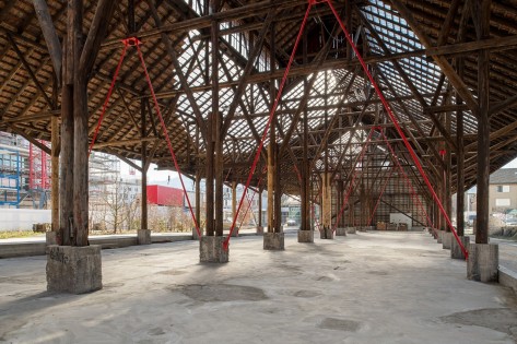 Kohlenlagerhalle Blick in die Kohlenlagerhalle, welche nun Teil des Parks auf dem Koch-Areal ist.