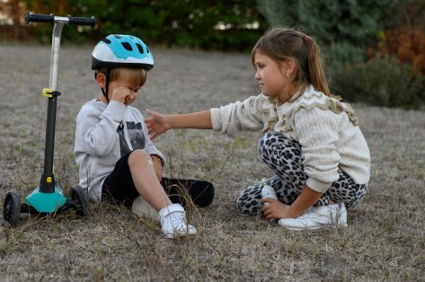 Themenabend «Wie Empathie Kinder stark macht!» Themenabend «Wie Empathie Kinder stark macht!»