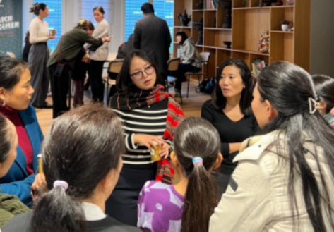 Orientierung zur Bildungs- und Berufslandschaft für Tibeterinnen