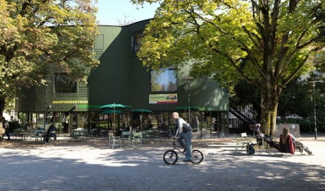 Aussenaufnahme vom Quartierzentrum Bäckeranlage